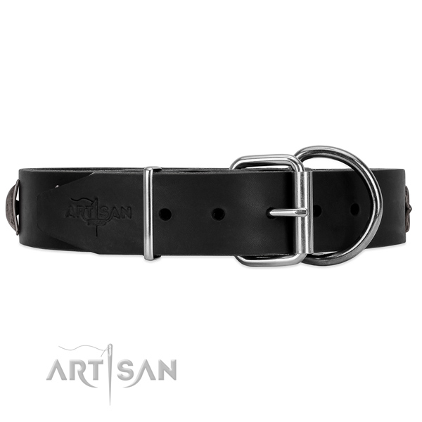 Leather dog collar with strong hardware