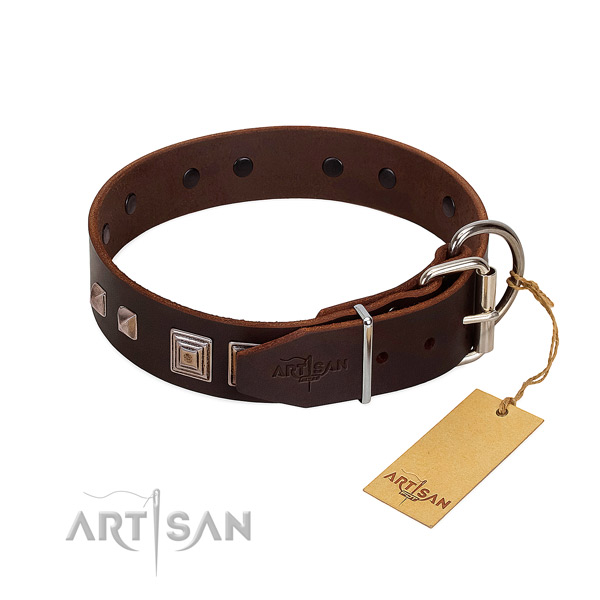 Comfortable leather dog collar has no chemicals