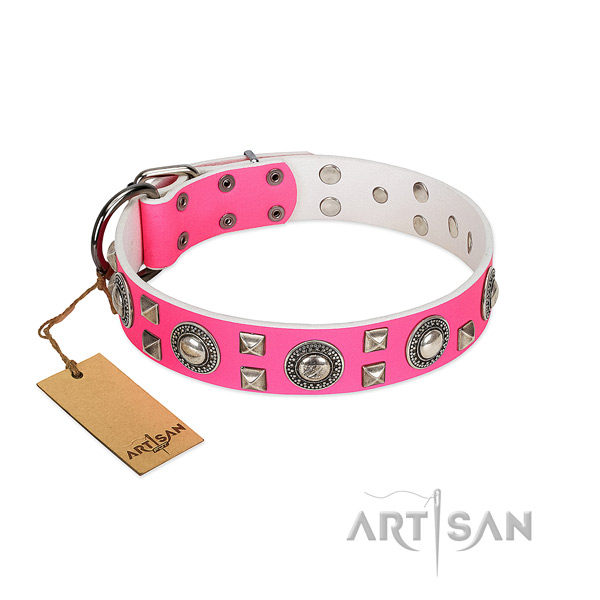 Comfortable to wear and usage leather dog collar won't cut into skin