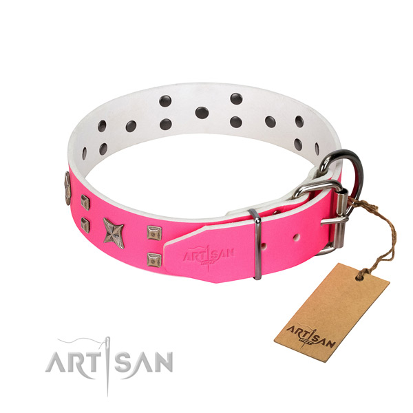 Pleasant to wear leather dog collar with with polished edges