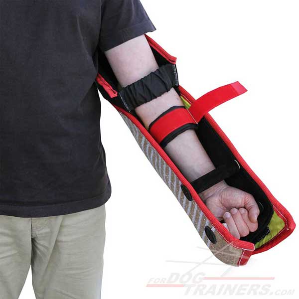 Adjustable strap on Velcro